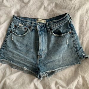 Abercrombie High Rise Mom Short